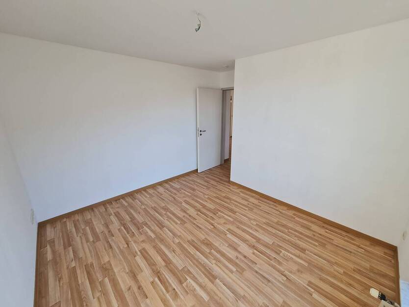 Helle 3-Raum Wohnung mit Balkon # Stellplatz # Ausblick
