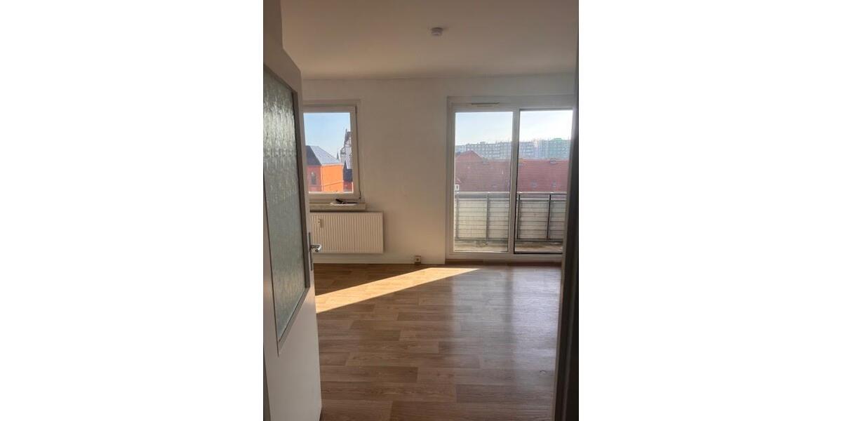 Etagenwohnung Frankfurt (Oder) - 4 Zimmer, 72 m&sup2;, 519&euro; | Angebot:25351193