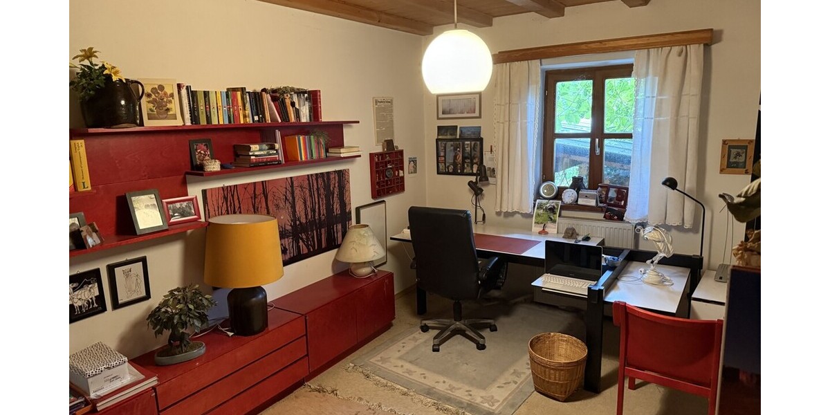 Charmantes Einfamilienhaus im Axdorferfeld in Traunstein zu vermieten! Frei ab 01.02. bzw. 01.03.2026 6 zimmer