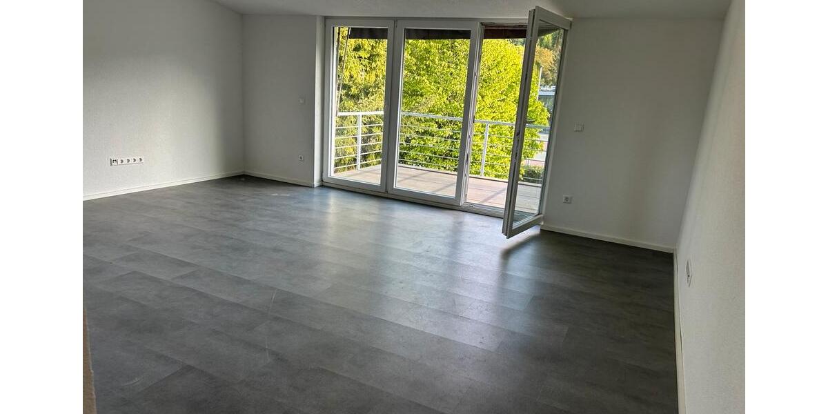 Dachgeschoßwohnung Tuttlingen - 3 Zimmer, 70 m&sup2;, 730&euro; | Angebot:26639167
