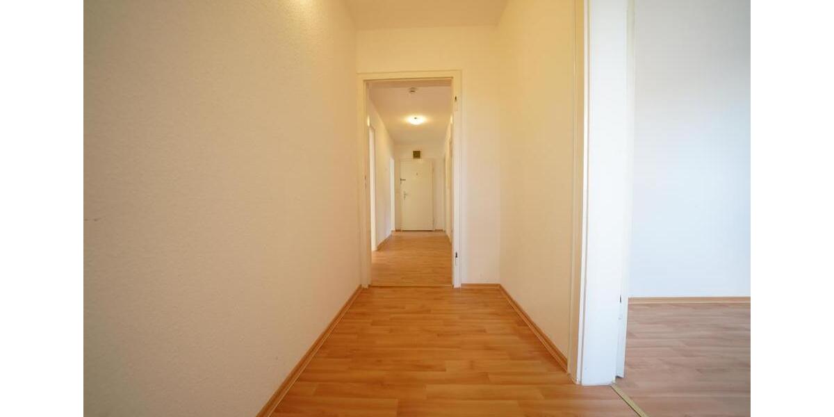 Dachgeschoßwohnung Bebra - 3 Zimmer, 54 m&sup2;, 385&euro; | Angebot:26553858