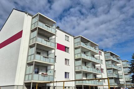 Wohnung Schleiz - 3 Zimmer, 67 m&sup2;, 519&euro; | Angebot:24940039