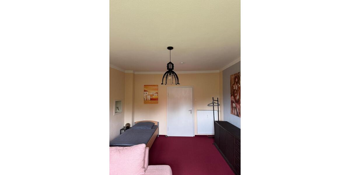 Erdgeschoßwohnung Rinteln - 2 Zimmer, 70 m&sup2;, 360&euro; | Angebot:26517289