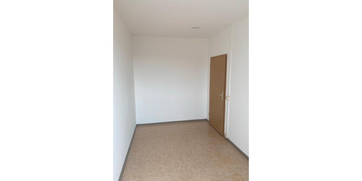 Etagenwohnung Artern - 3 Zimmer, 67 m&sup2;, 495&euro; | Angebot:25831418
