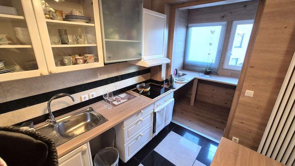 Wohnen auf Zeit Düsseldorf Pempelfort - 3 Zimmer, 100 m&sup2;, 1.815&euro; | Angebot:26500070