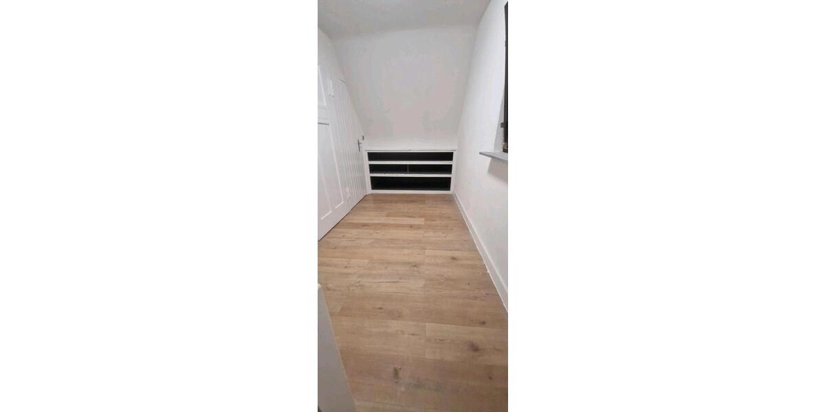 Dachgeschoßwohnung Balingen - 2.5 Zimmer, 40 m&sup2;, 680&euro; | Angebot:24855446