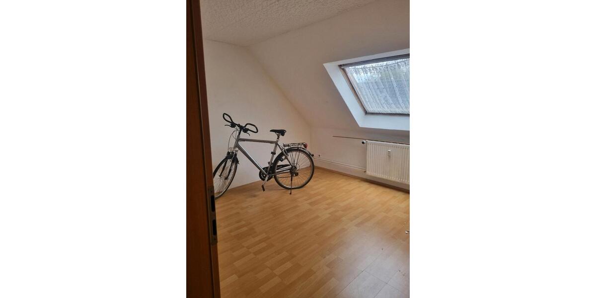 Dachgeschoßwohnung Schleswig - 4 Zimmer, 86 m&sup2;, 900&euro; | Angebot:26527469