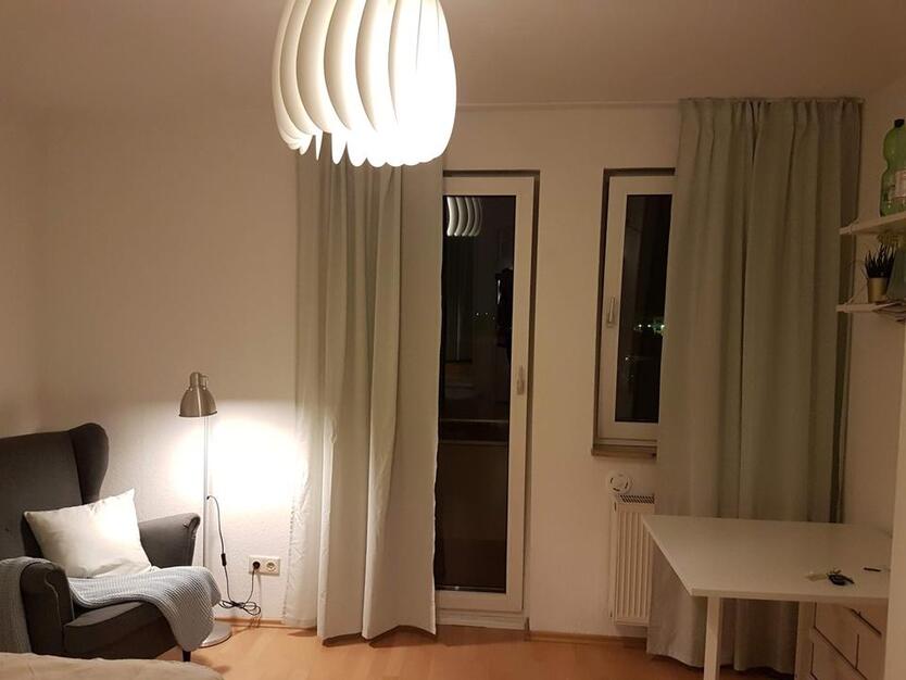 Vermiete möblierte 1-Zimmer Wohnung zimmer