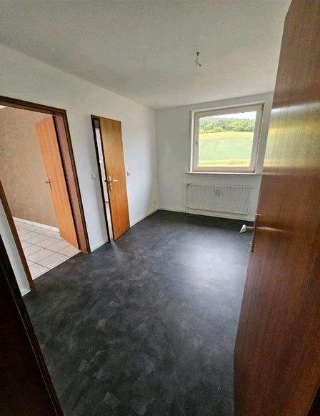 Dachgeschoßwohnung Spangenberg - 4 Zimmer, 115 m&sup2;, 850&euro; | Angebot:26198782