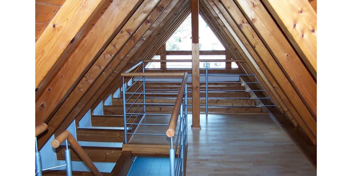 Etagenwohnung Uetze - 4 Zimmer, 100 m&sup2;, 1.010&euro; | Angebot:26326364