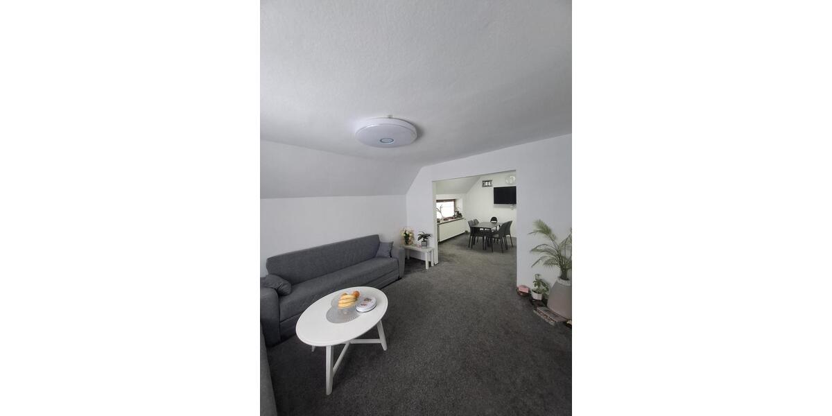 Einfamilienhaus Brake (Unterweser) - 2 Zimmer, 130 m&sup2;, 1.000&euro; | Angebot:25105724