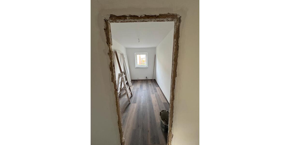 Erstbezug nach Sanierung mit Balkon und Garage 4 zimmer