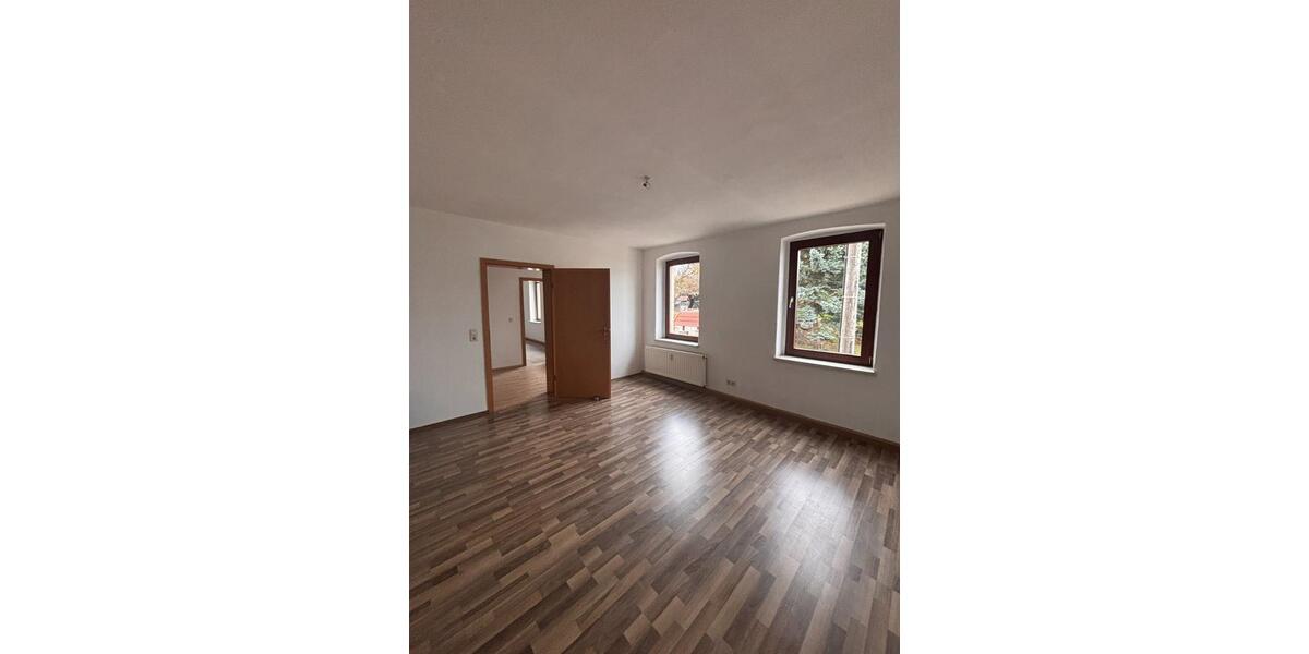 Erdgeschoßwohnung Lunzenau - 3 Zimmer, 62 m&sup2;, 310&euro; | Angebot:23779157