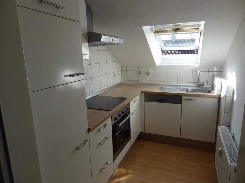 Dachgeschoss-Wohnung Pivitsheide VH 60qm 2-Zimmer-Küche-Bad zimmer