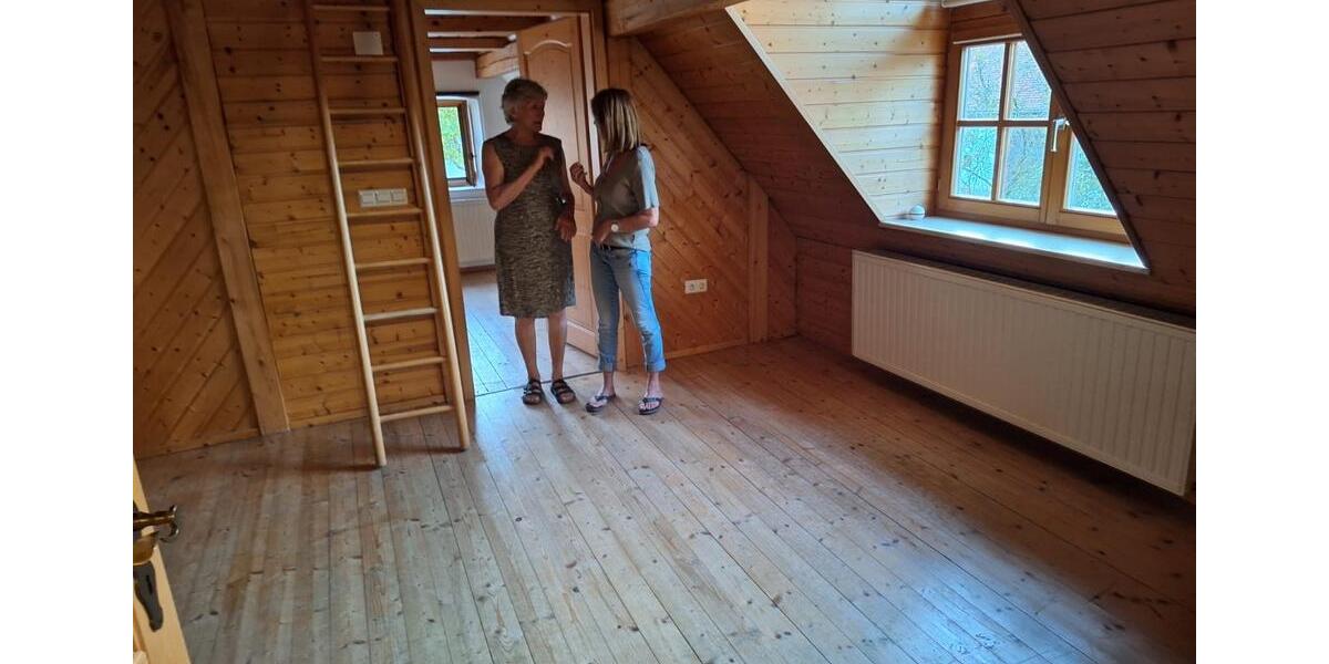 Dachgeschoßwohnung Westheim - 2.5 Zimmer, 60 m&sup2;, 600&euro; | Angebot:26676121