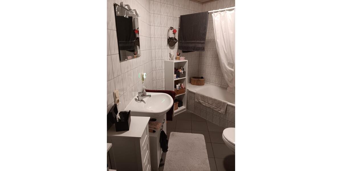 Dachgeschoßwohnung Bad Kreuznach Bad Münster am Stein-Ebernburg - 3 Zimmer, 86 m&sup2;, 650&euro; | Angebot:24631841