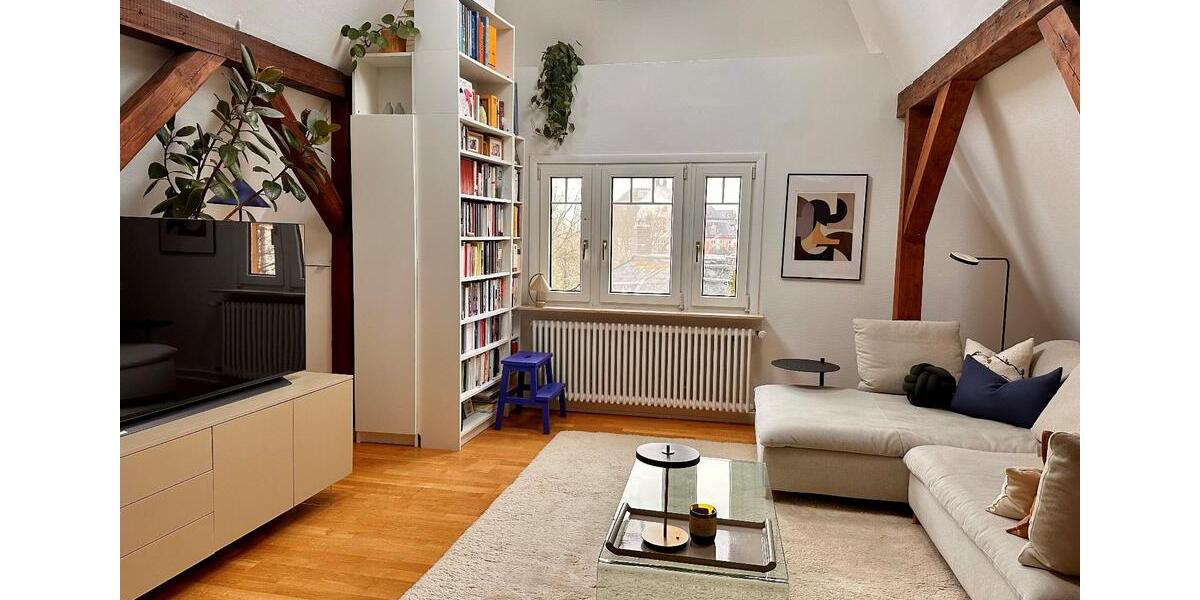 Dachgeschoßwohnung Frankfurt am Main Innenstadt 3 - 4 Zimmer, 105 m&sup2;, 2.910&euro; | Angebot:25127113