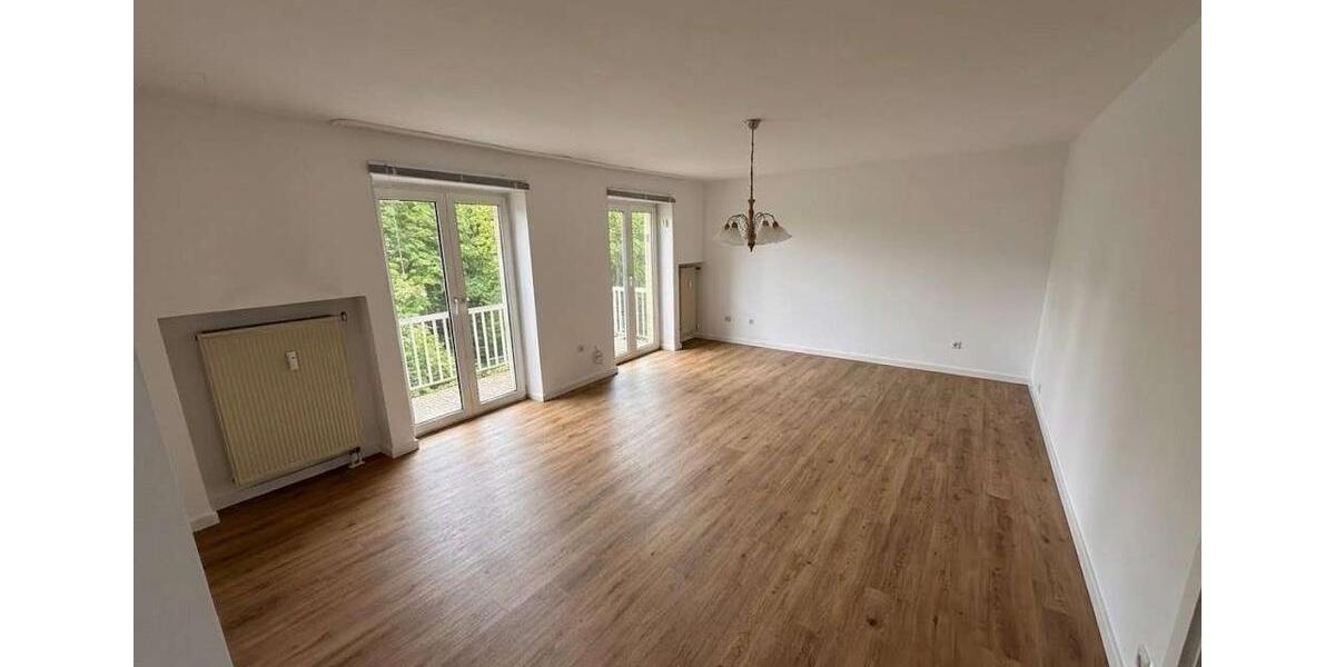Etagenwohnung Siegen Kaan-Marienborn - 2 Zimmer, 75 m&sup2;, 990&euro; | Angebot:26704129