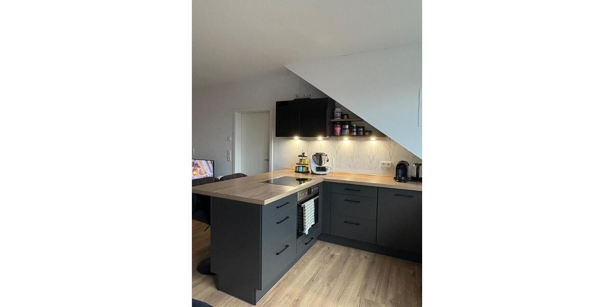 Dachgeschoßwohnung Kalbach - 3 Zimmer, 74 m&sup2;, 960&euro; | Angebot:24680579