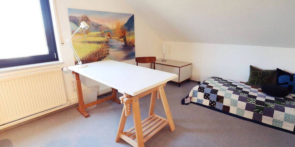 Zimmer Zierenberg - 2 Zimmer, 72 m&sup2;, 600&euro; | Angebot:26188081