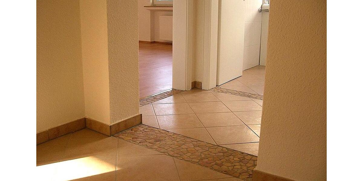 Etagenwohnung Remscheid Lüttringhausen - 2 Zimmer, 75 m&sup2;, 850&euro; | Angebot:26612280