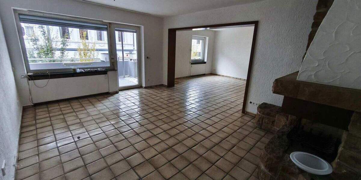 Kamin-Wohnung mit Fernwärme in Top-Lage! WBS erforderlich. 2 zimmer