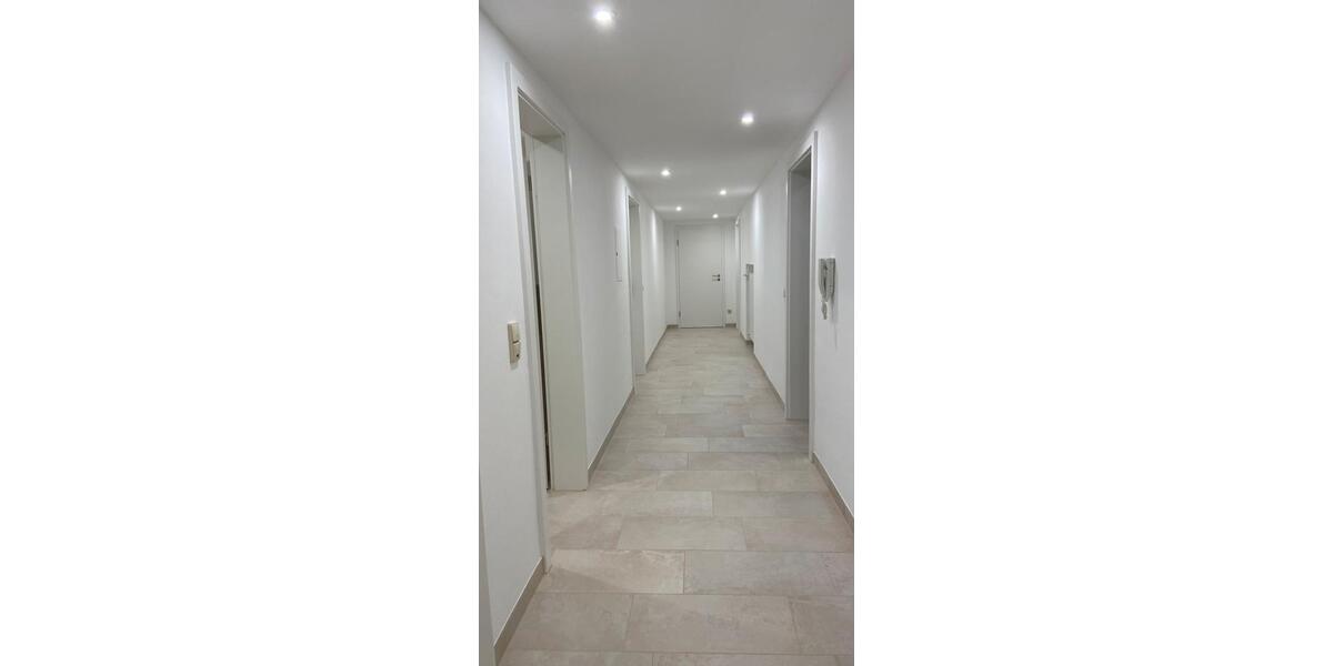 Etagenwohnung Hohenroth - 2 Zimmer, 95 m&sup2;, 600&euro; | Angebot:25995135