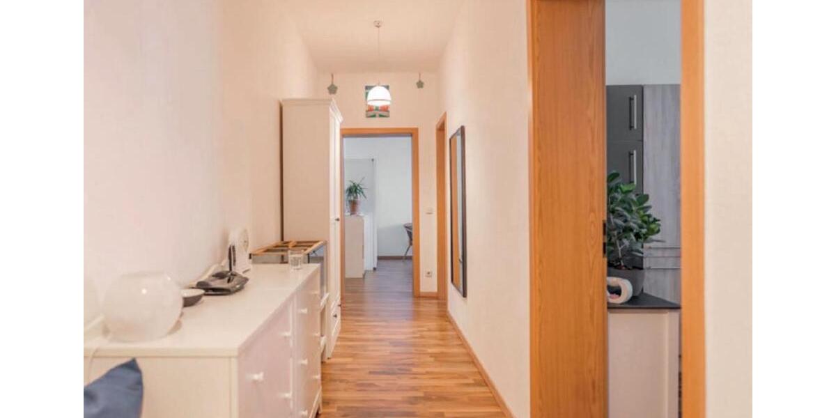 Etagenwohnung Zossen - 3 Zimmer, 85 m&sup2;, 1.066&euro; | Angebot:25569354