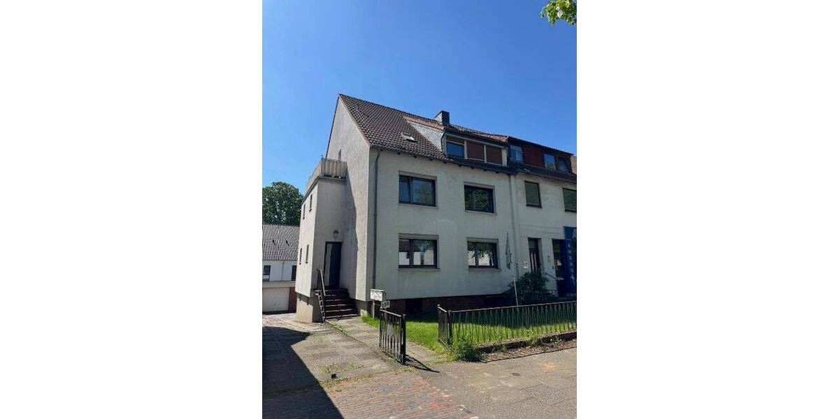 4 ZKB mit Balkon über 2 Etagen im Dachgeschoss eines 3 Familienhauses in Bremen Oslebshausen zu vermieten 4 zimmer