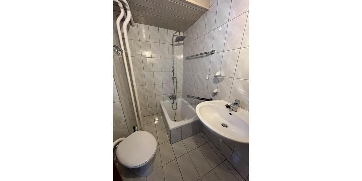 Etagenwohnung Boppard - 4 Zimmer, 92 m&sup2;, 750&euro; | Angebot:25892170