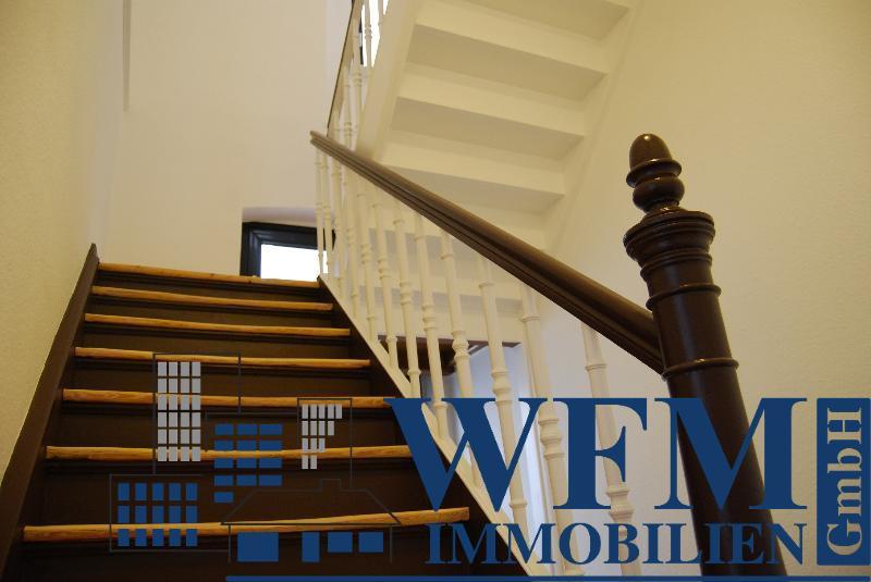 Etagenwohnung Neumünster - 5 Zimmer, 190 m&sup2;, 1.550&euro; | Angebot:26604565