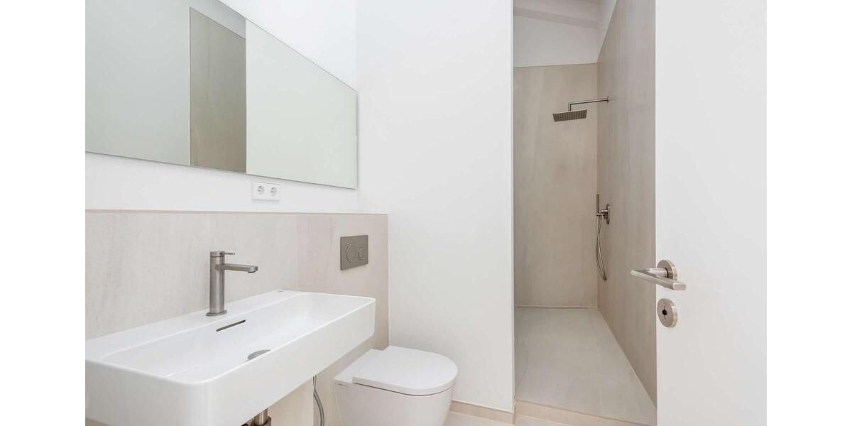 Dachgeschoßwohnung Berlin - 4 Zimmer, 143 m&sup2;, 4.267&euro; | Angebot:26535506