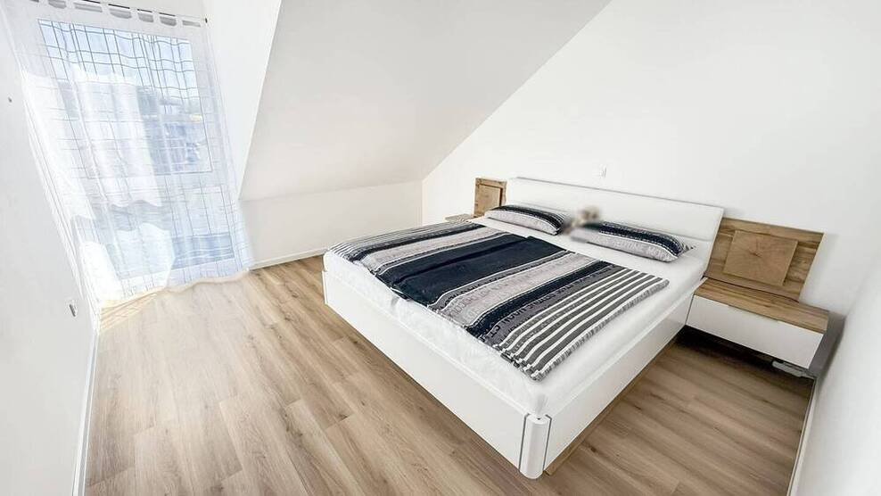 Neubau Reihenmittelhaus (KfW 40 EE) mit Erdwärme, in sehr guter Lage zum Delbrücker Zentrum