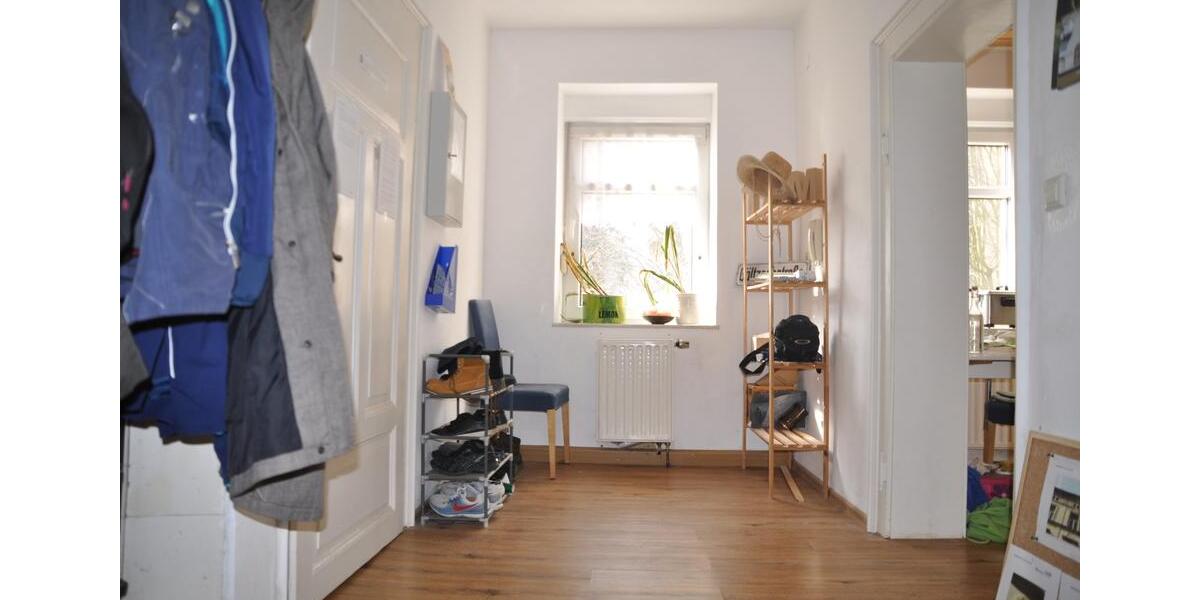 Etagenwohnung Seifhennersdorf - 4 Zimmer, 109 m&sup2;, 580&euro; | Angebot:25839936