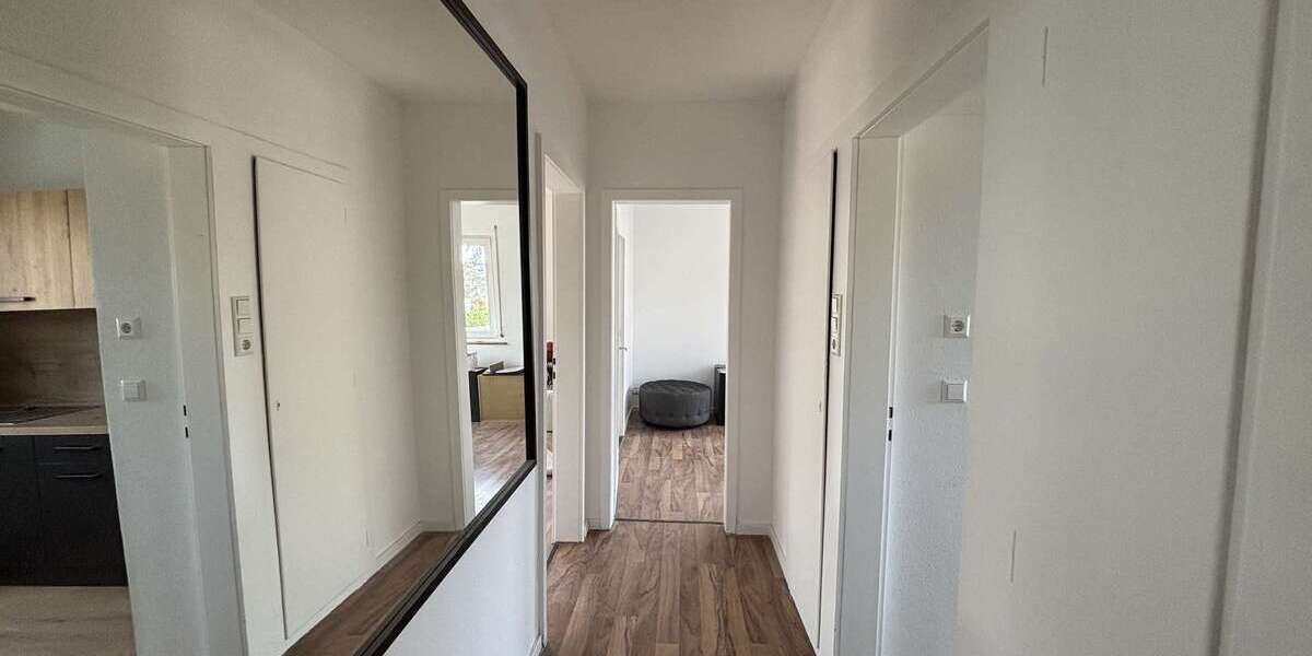 Etagenwohnung Göppingen - 4 Zimmer, 82 m&sup2;, 1.200&euro; | Angebot:26105617