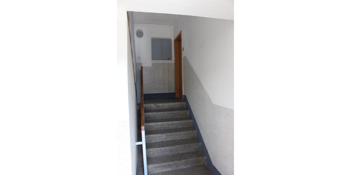 Erdgeschoßwohnung Weischlitz - 3 Zimmer, 65 m&sup2;, 357&euro; | Angebot:26284003