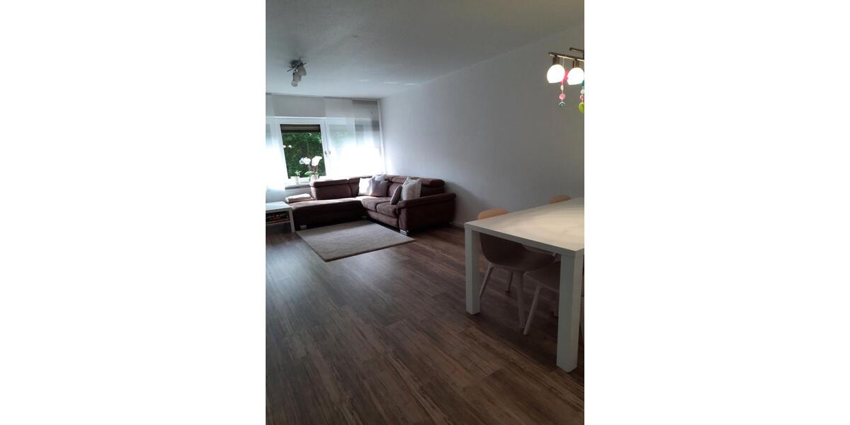 Erdgeschoßwohnung Heßdorf - 3 Zimmer, 120 m&sup2;, 1.250&euro; | Angebot:26396884