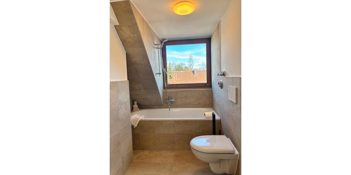 Dachgeschoßwohnung München Trudering-Riem - 2 Zimmer, 53 m&sup2;, 1.590&euro; | Angebot:25935177