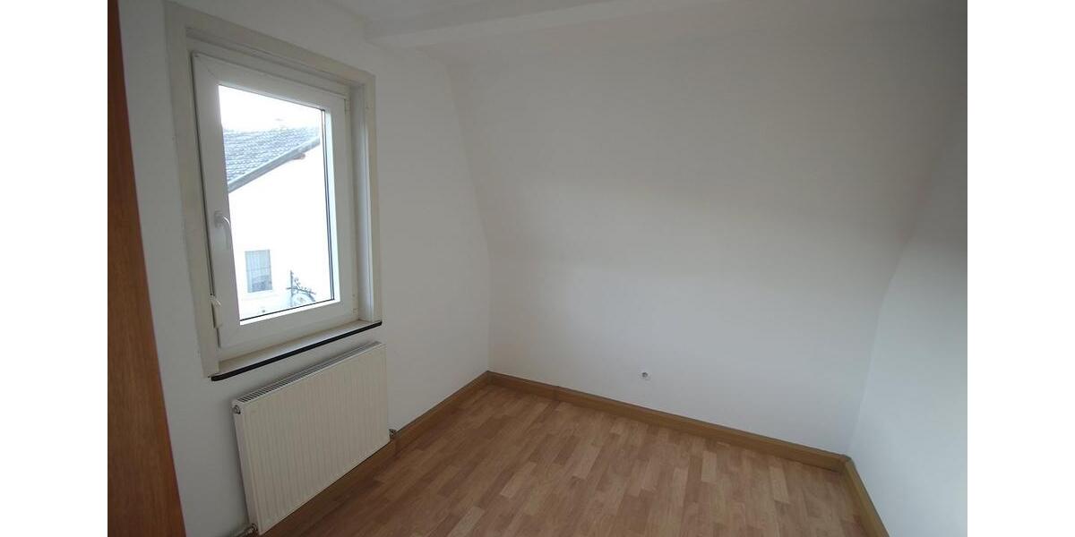 Gepflegtes, renoviertes Einfamilienhaus mit Einbauküche und Terrasse 5 zimmer