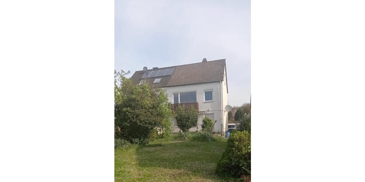 DHH in Hofheim-Wallau zu vermieten 5 zimmer