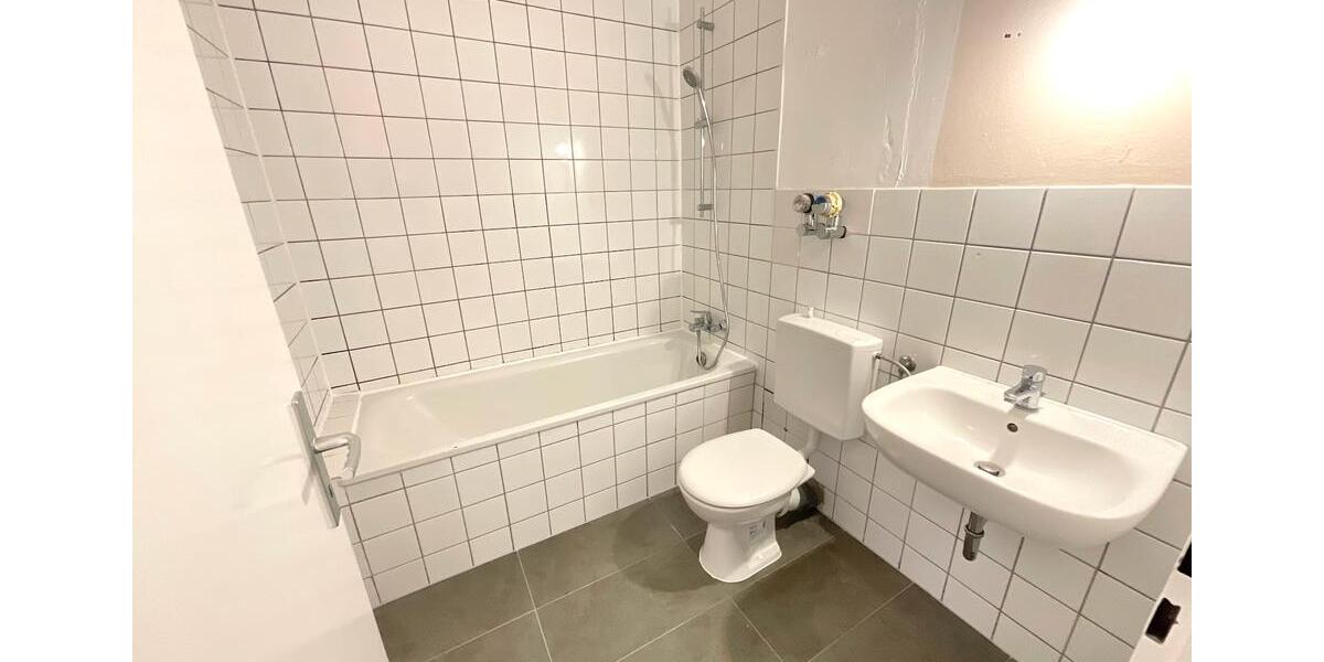 4 Zimmerwohnung frei ab 16.12. 4 zimmer