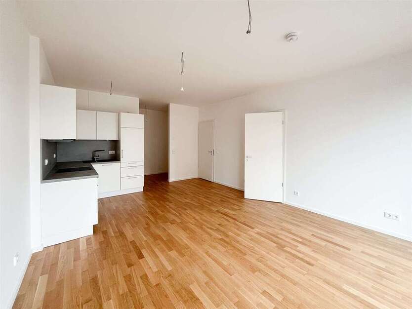 Wohnung zum Mieten in Berlin 1.048,13 € 53.75 m²