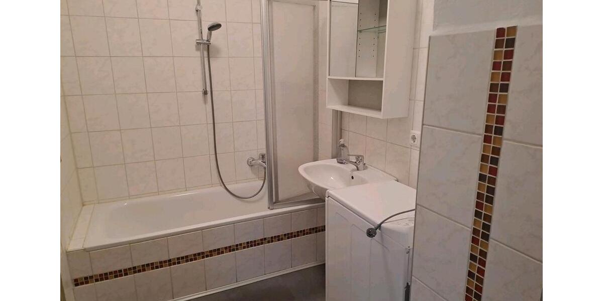 Hochparterre Ansbach - 2 Zimmer, 65 m&sup2;, 720&euro; | Angebot:26677250