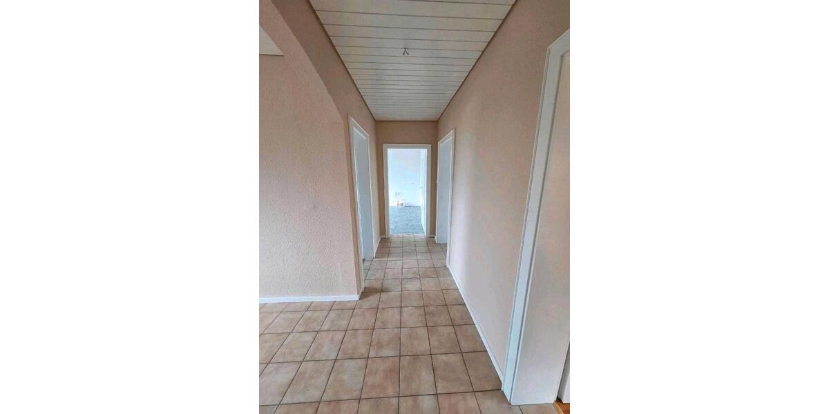 Erdgeschoßwohnung Osburg - 3 Zimmer, 112 m&sup2;, 950&euro; | Angebot:26535187