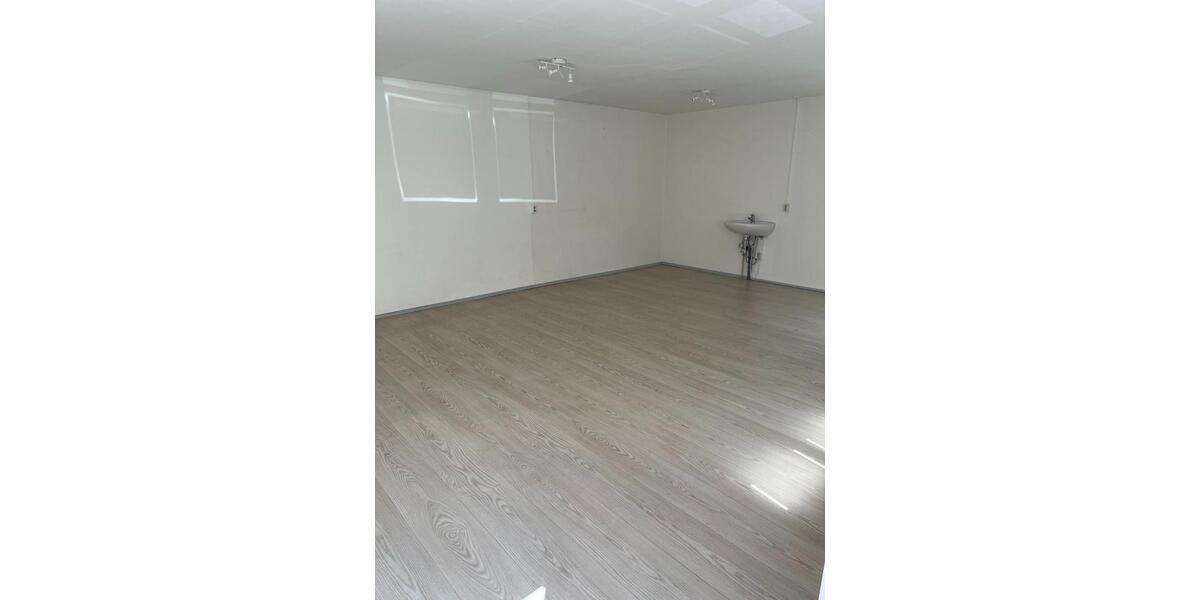 Gewerbeobjekt Radebeul - 300&euro; | Angebot:22060795