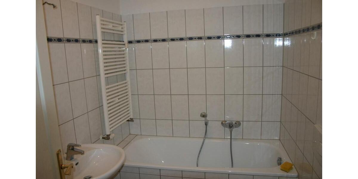 Erdgeschoßwohnung Eisenach - 3 Zimmer, 89 m&sup2;, 623&euro; | Angebot:26682970