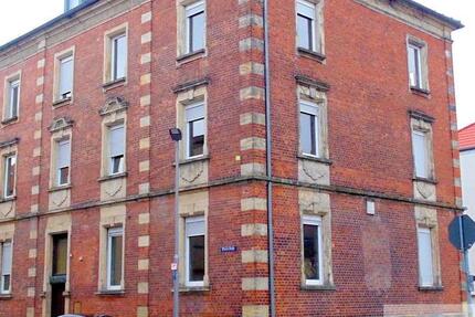 ***VERMIETUNG***Helle, Größzügige 2-Zimmer-Altbauwohnung in Zentrums Lage von Bayreuth. 2 zimmer