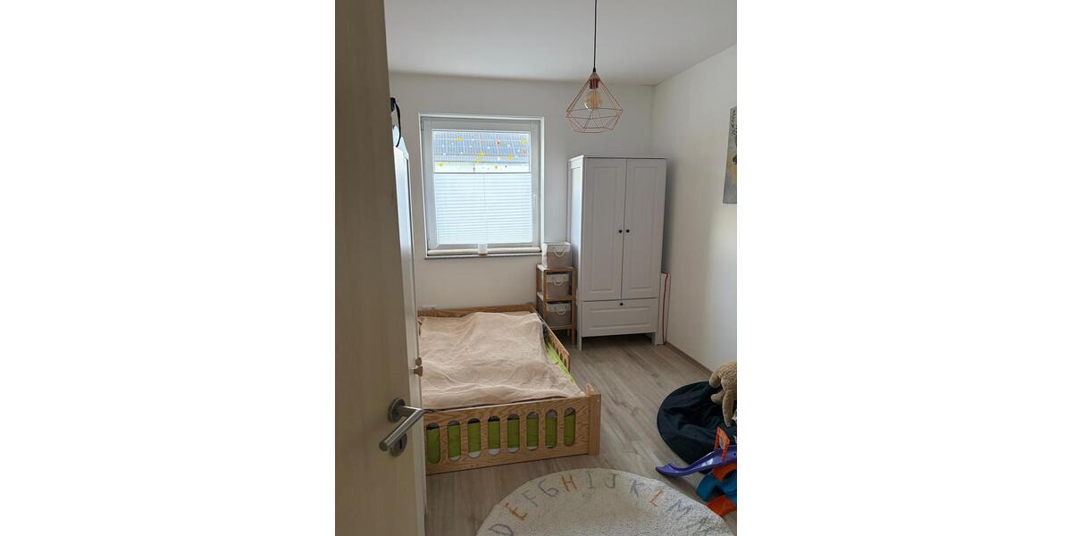 Erdgeschoßwohnung Neuhof - 3 Zimmer, 90 m&sup2;, 865&euro; | Angebot:26235588