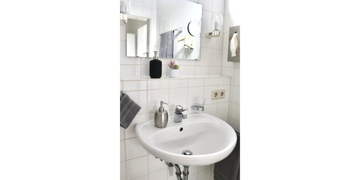 Wohnen auf Zeit Sindelfingen - 1 Zimmer, 20 m&sup2;, 696&euro; | Angebot:26614679