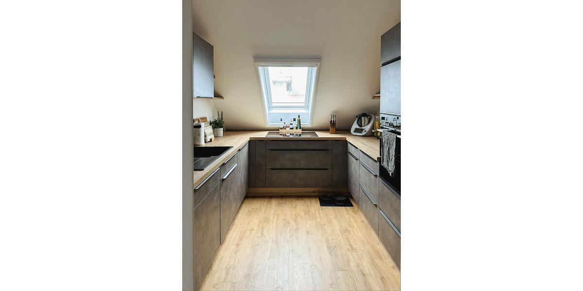 Dachgeschoßwohnung Spremberg - 3 Zimmer, 70 m&sup2;, 23&euro; | Angebot:25625057